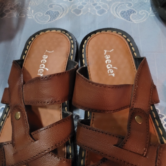 Shoes - Picture 2 of 4